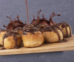 Papa John's - Chocolate Rolls